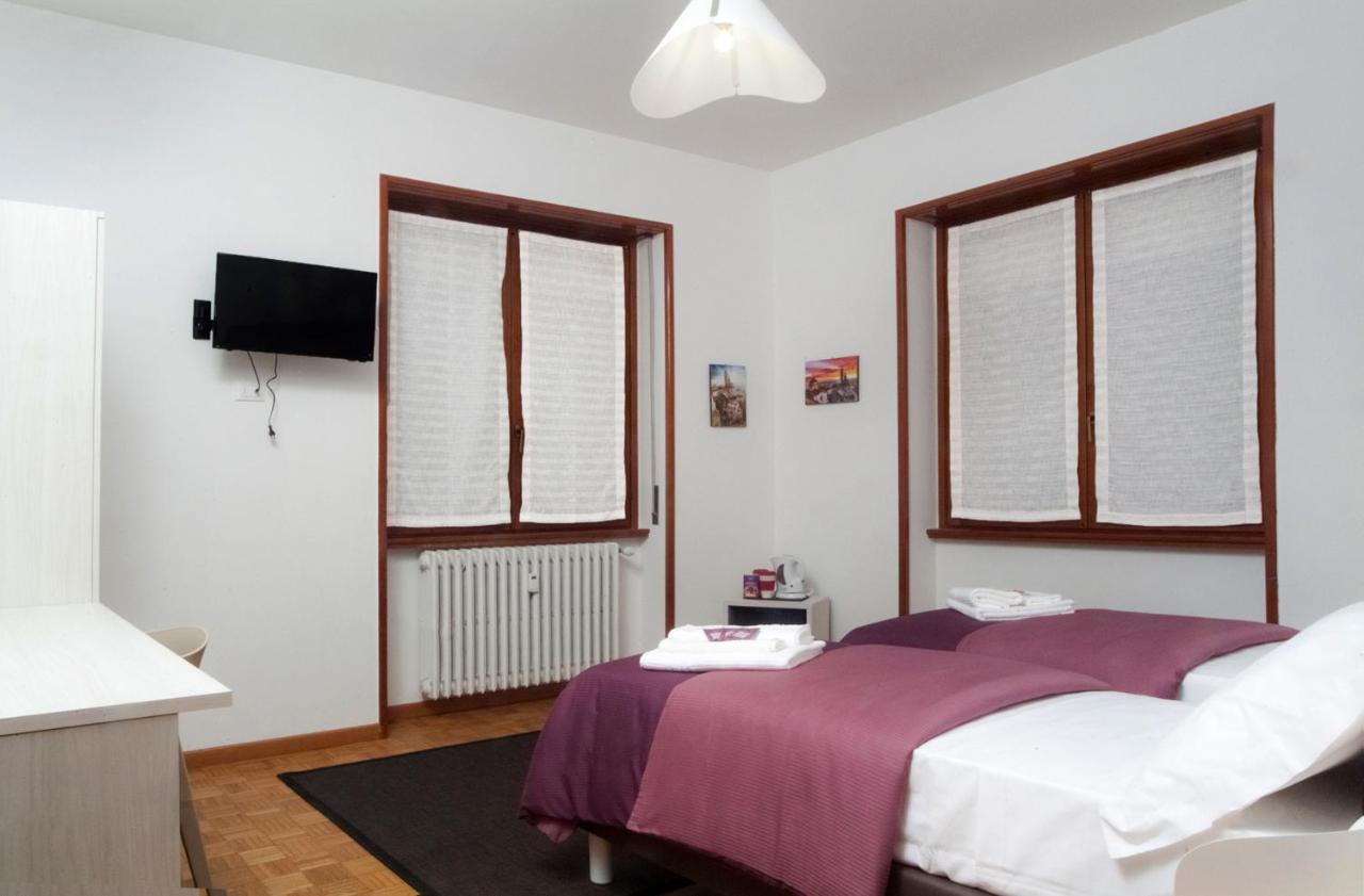 Citywalls Guest House Bergamo Bagian luar foto