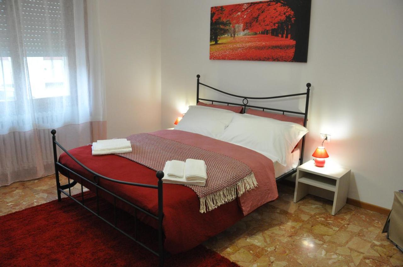 Citywalls Guest House Bergamo Bagian luar foto