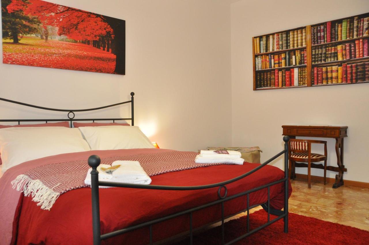 Citywalls Guest House Bergamo Bagian luar foto
