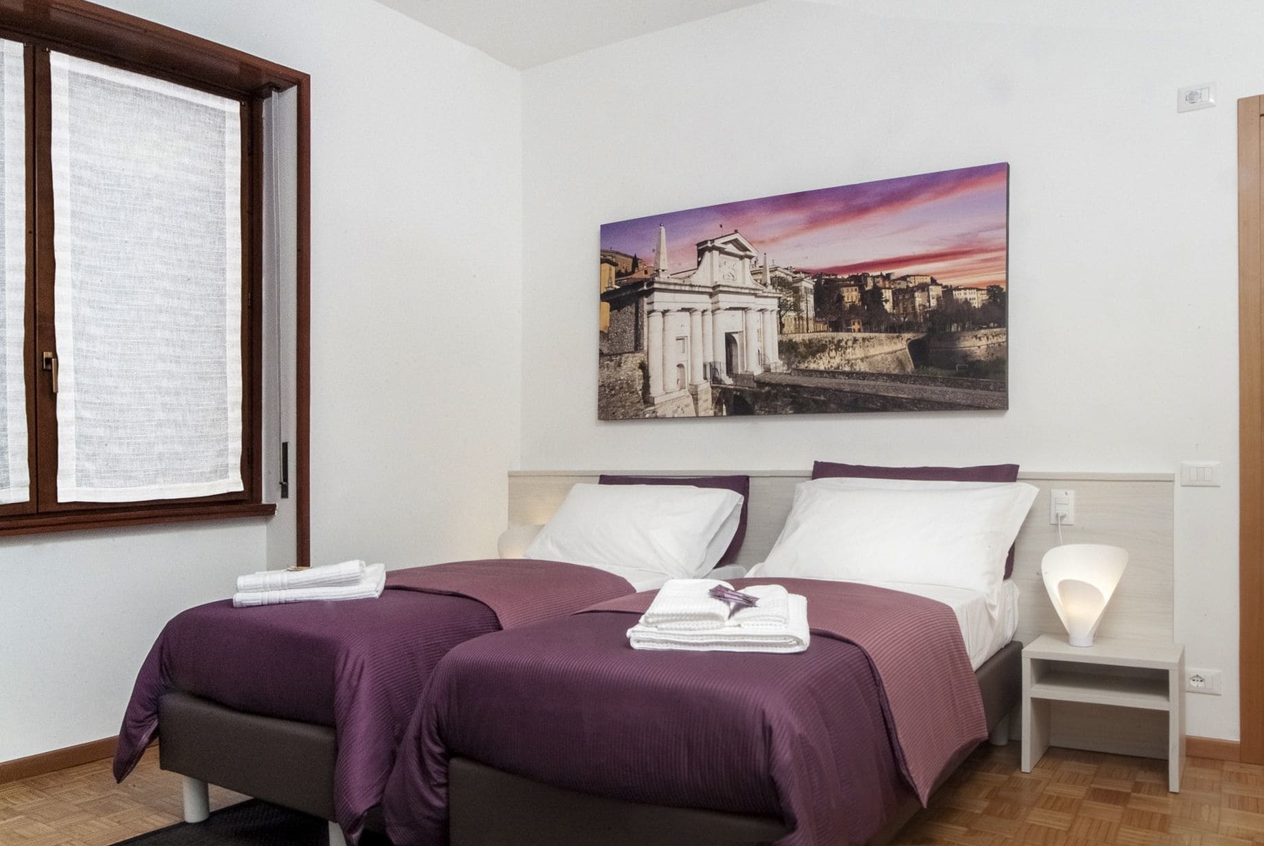 Citywalls Guest House Bergamo Bagian luar foto
